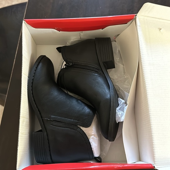 Sun + Stone Womens BLACK Bootie Size 6 - Picture 7 of 7